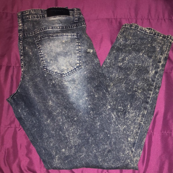 Woman Skinny Jeans - Picture 2 of 6